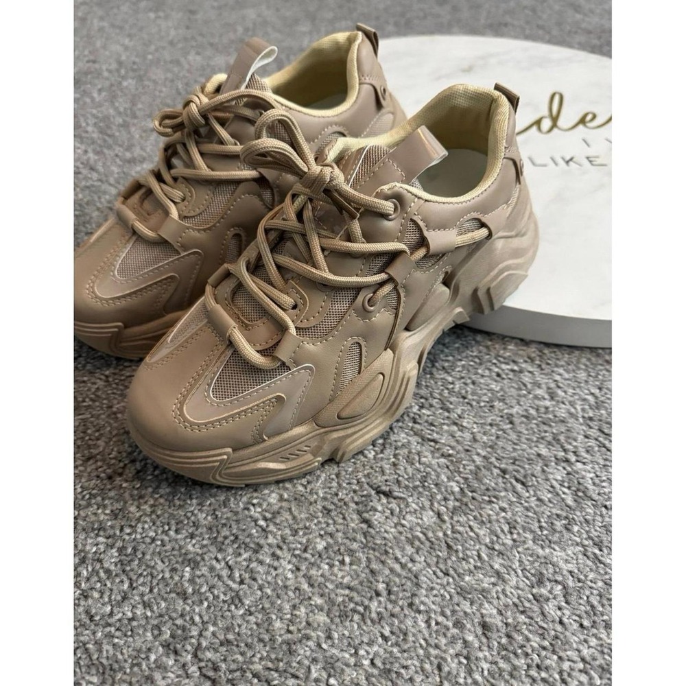 Unbranded Tan Chunky Platform Athletic Sneakers Womens Size 6.5 Gorpcore Shoes